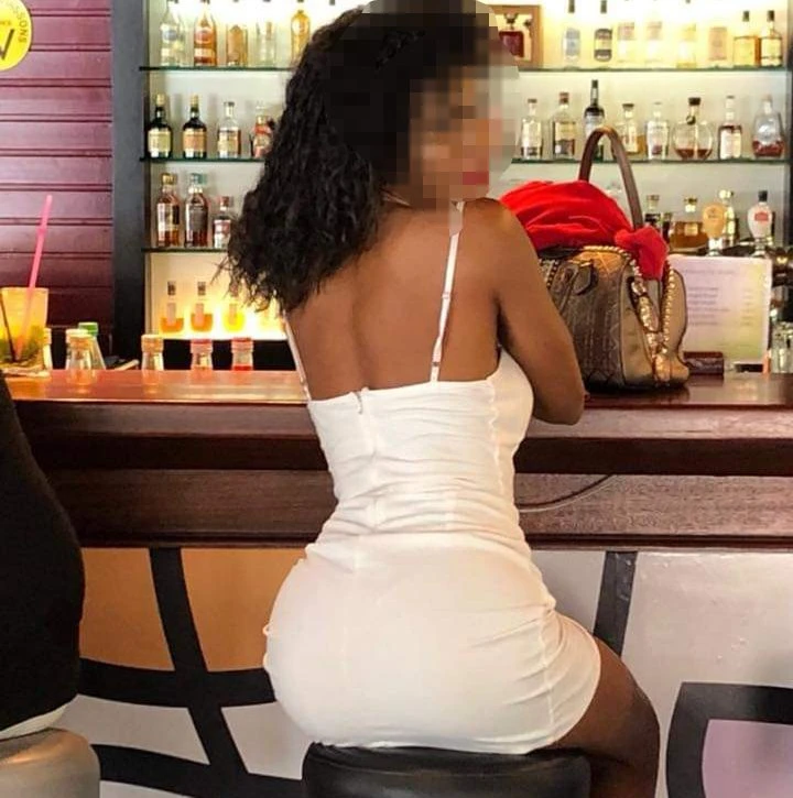 Noemya – French escort in Abidjan — 3 / 5