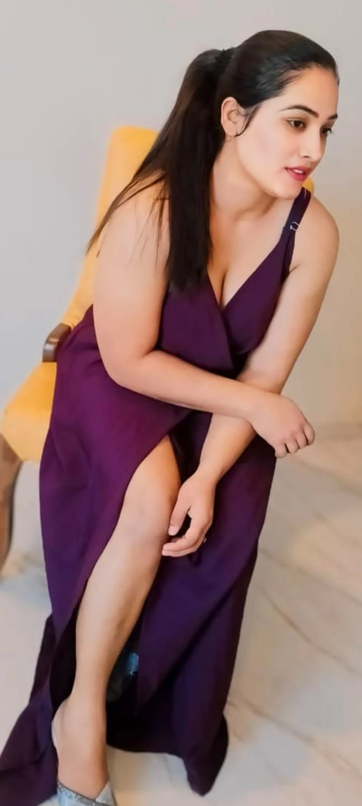 Nidhi Premium Escort From Pune – Indian escort in Pune — 4 / 6