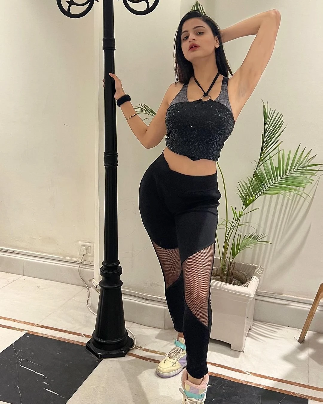 Sonali Independent – Indian escort in Hyderabad — 3 / 4