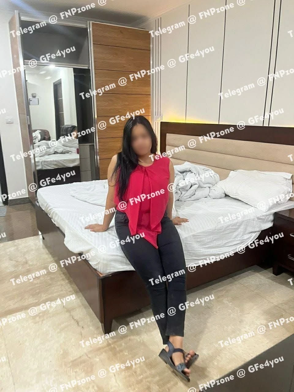 Independent Well Educated Singles near U – Indian escort in Gurgaon — 11 / 14