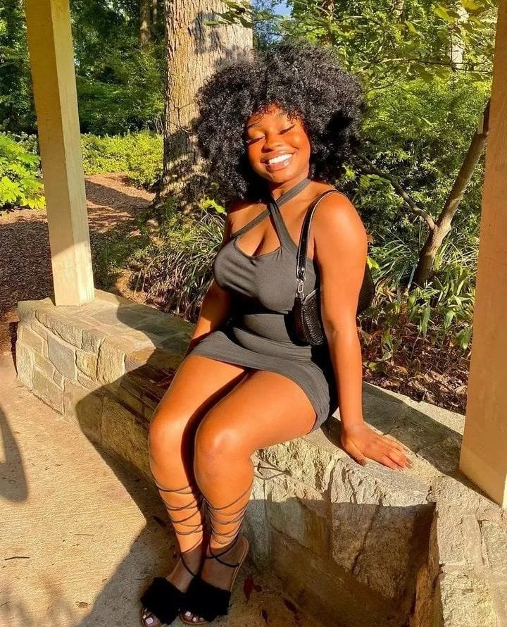 Anita – Ghanaian escort in Beirut — 4 / 5