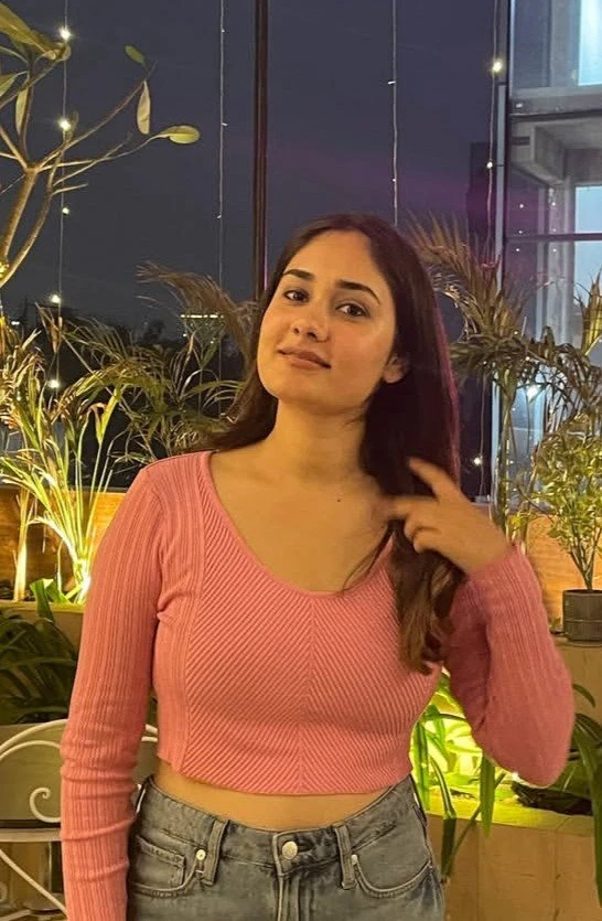 Sakshi – Indian escort in Pune — 3 / 4