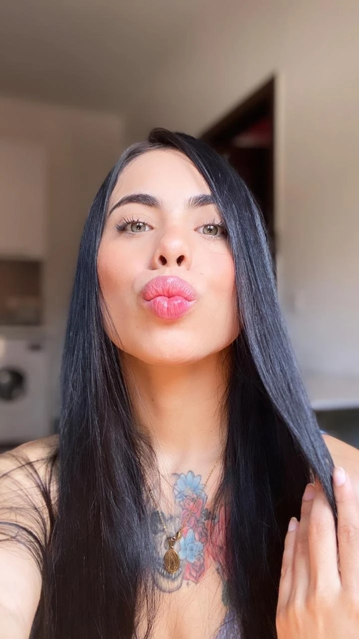 Pilar – Colombian escort in Malta — 4 / 30