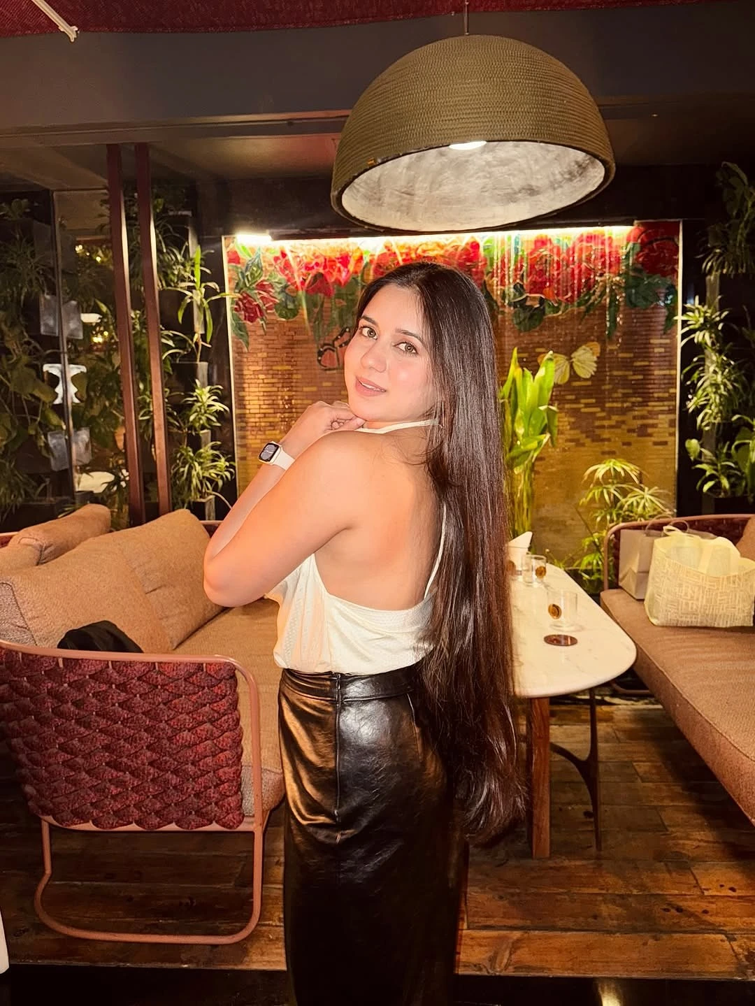 Lavya – Indian escort in Kanpur — 2 / 3
