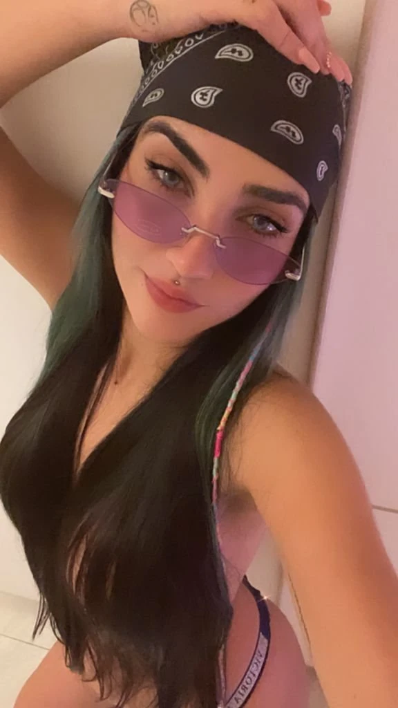 Miami – Colombian escort in St. Julian's — 7 / 11