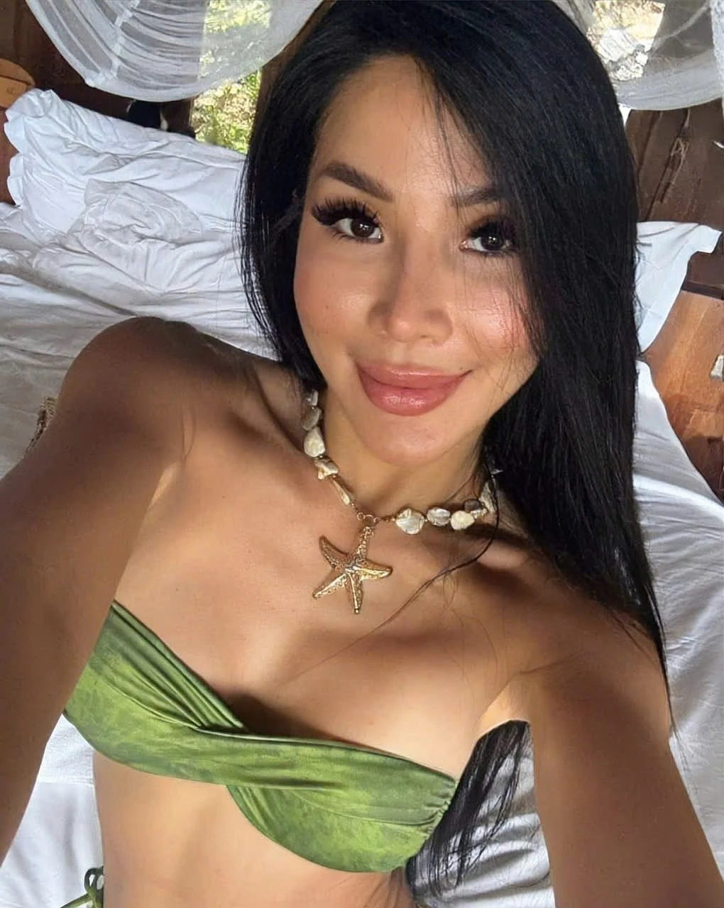 Mina – Vietnamese escort in Ho Chi Minh City — 2 / 17