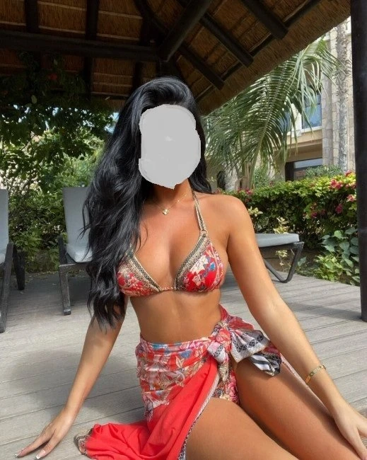 Kushi – Indian escort in Hyderabad — 4 / 5