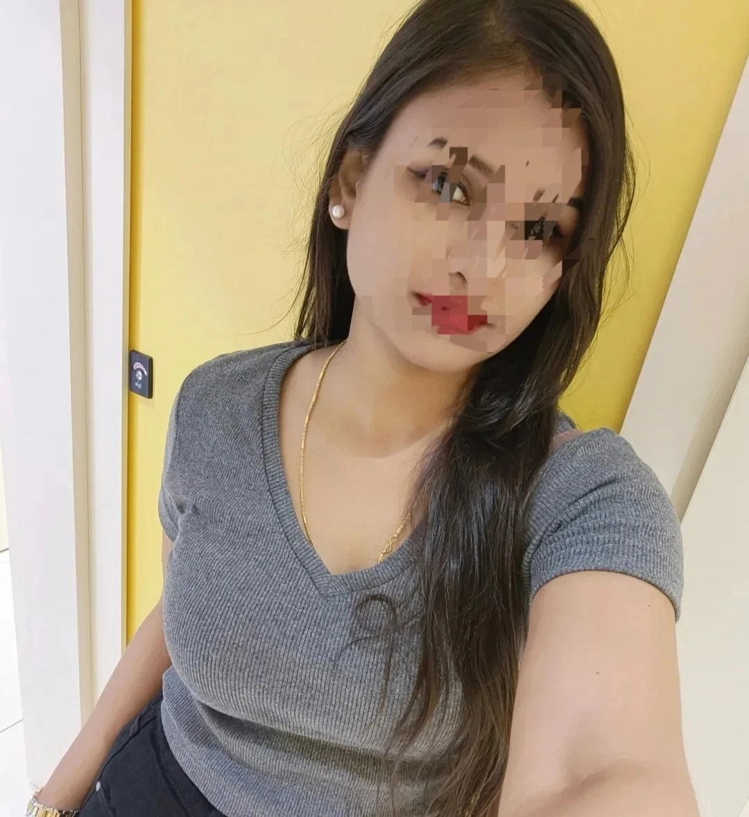 Anjali – Indian escort in Noida — 2 / 3