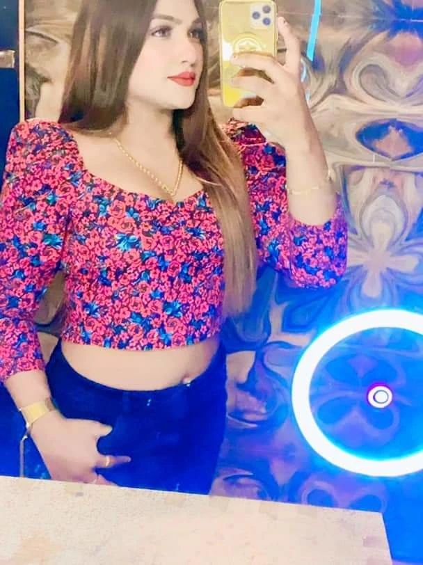 Best Cam Show Model Mahi – Indian escort in Mumbai — 16 / 19