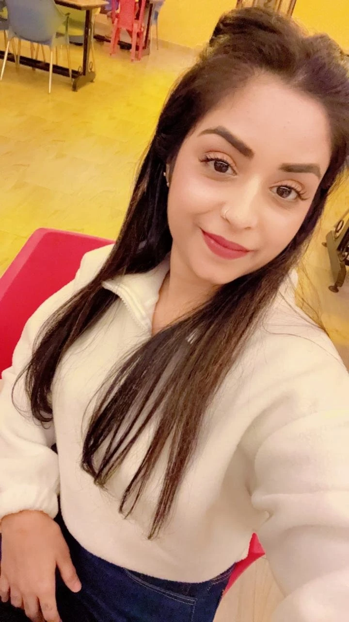 I'm Siya Singh – Indian escort in Kolkata — 3 / 4