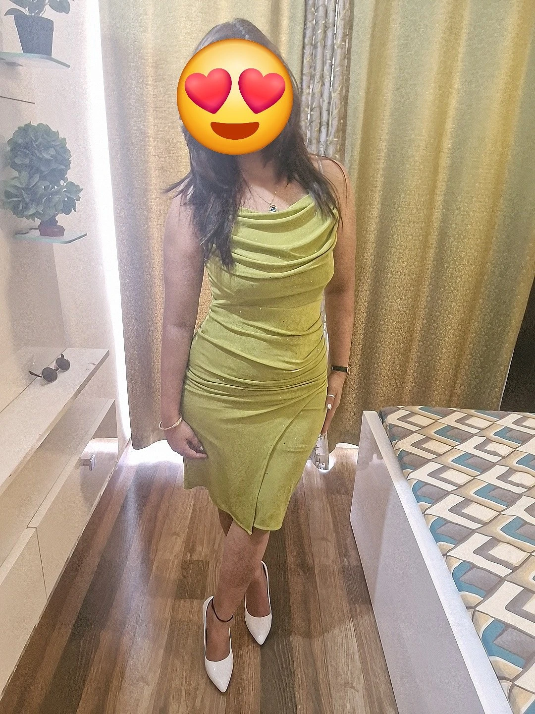 Simran Noida – Indian escort in Noida — 6 / 9