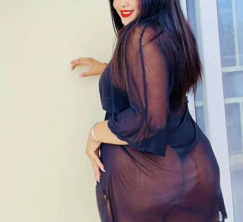Lannah – Algerian escort in Mauritius — 1 / 4