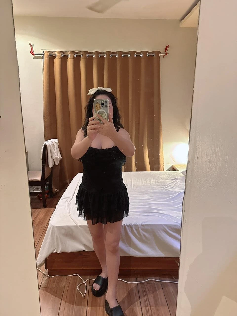 REAL MEET, full service – Malaysian escort in Mumbai — 16 / 17