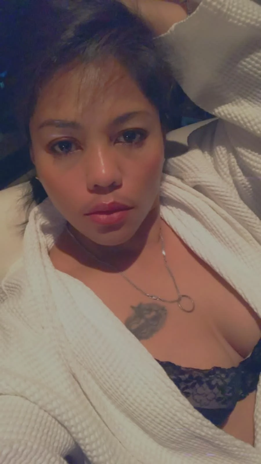 D Shell Sex Slave – Filipino escort in Hong Kong — 2 / 11