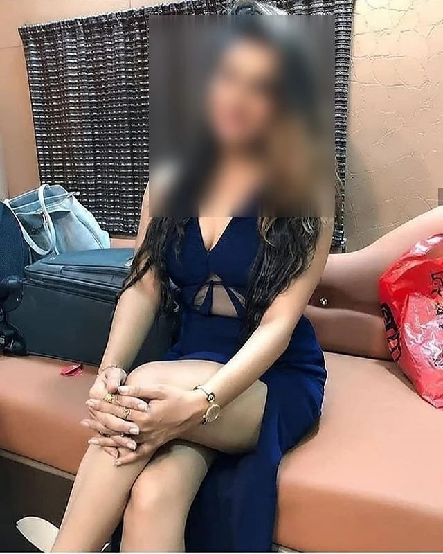 Payal Cam show & real meet – Indian escort in Mumbai — 1 / 2