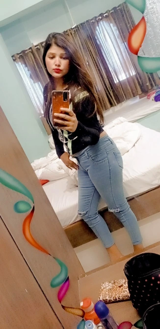 Reshma Cam Real Meet Mumbai 🤍 – Indian escort in Mumbai — 1 / 5