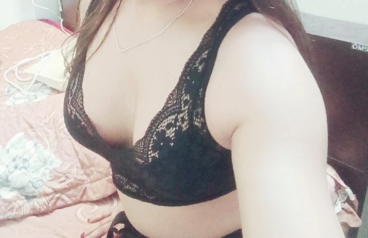 video call only – Indian escort in Hyderabad — 4 / 6