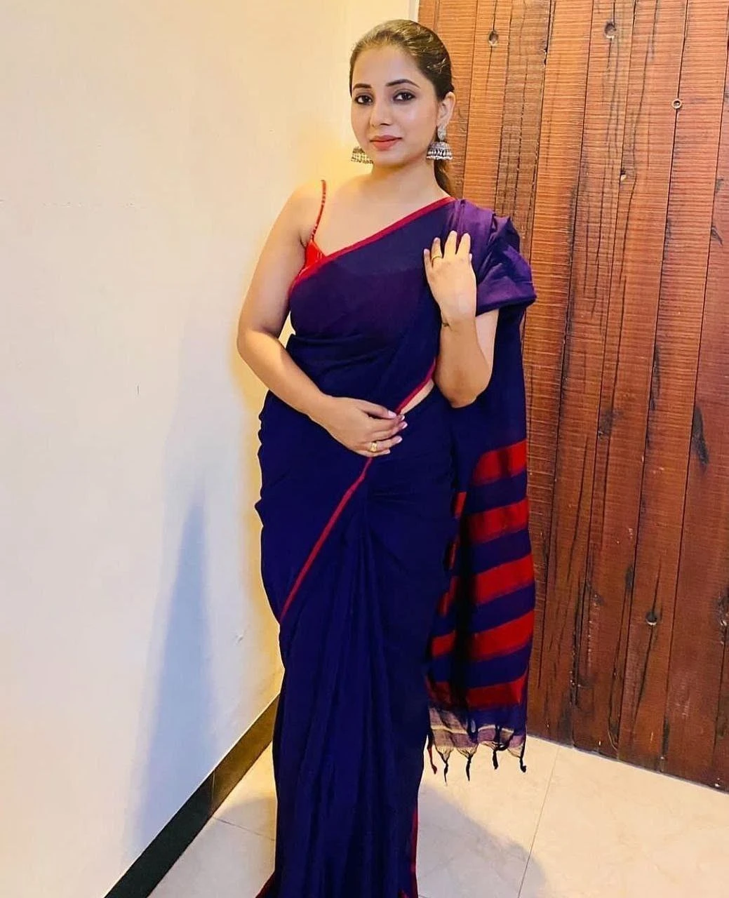 Aishwarya – escort in Indore — 2 / 3