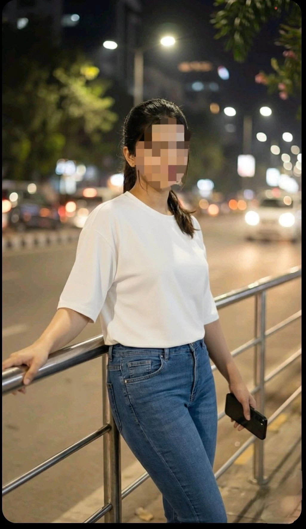 Kajal Cam Show and Real Meet – Indian escort in Pune — 3 / 4