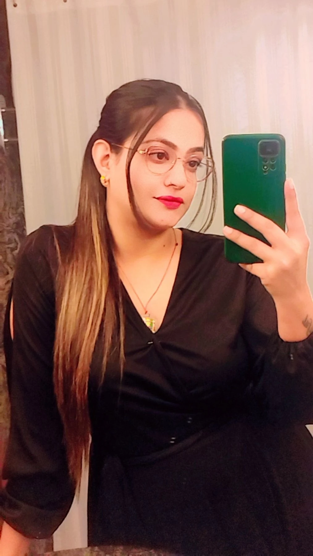 Susmita Independent Escort – Indian escort in Pune — 1 / 2