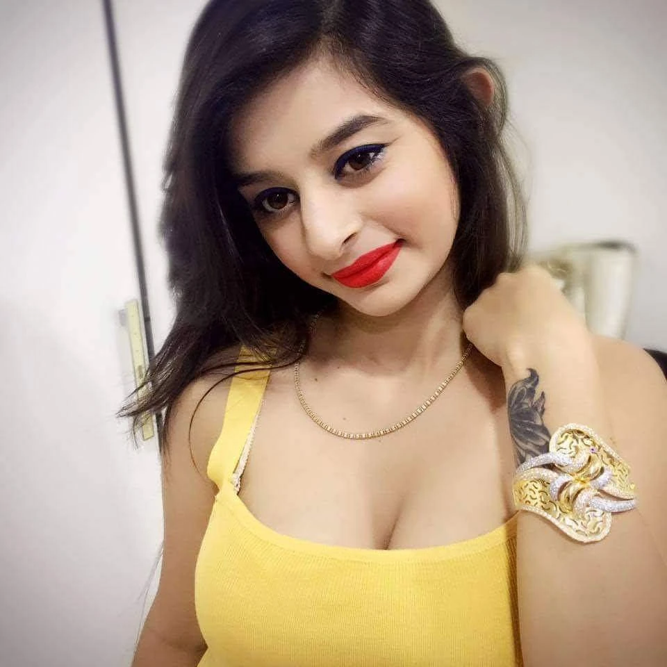 Mirha – Pakistani escort in Karāchi — 8 / 12