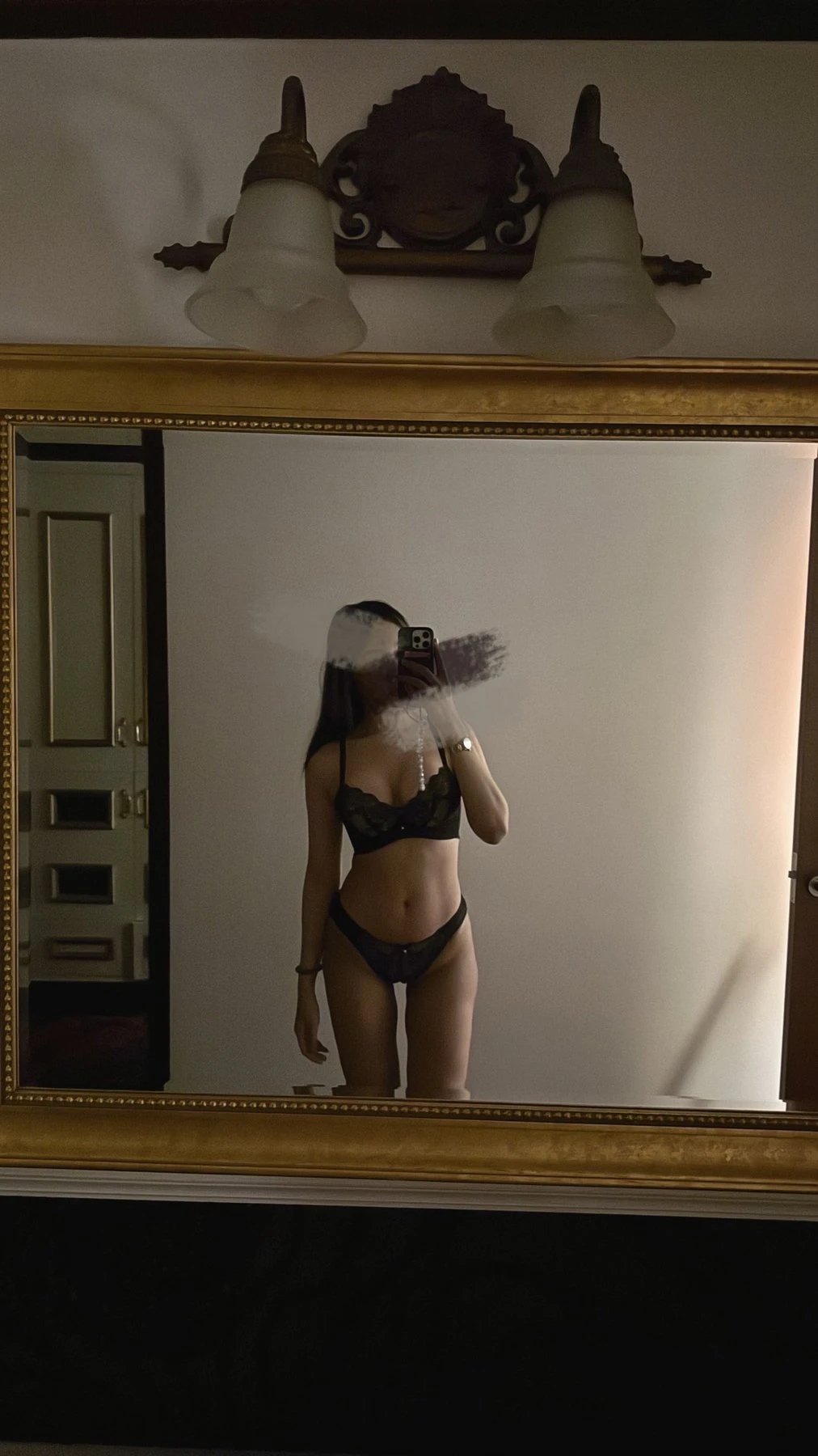 Nina 니나 – Taiwanese escort in Seoul — 9 / 19