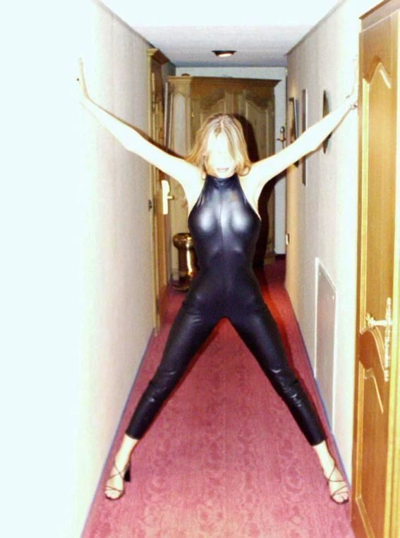 Daniellee – Romanian escort in Bucharest — 5 / 10
