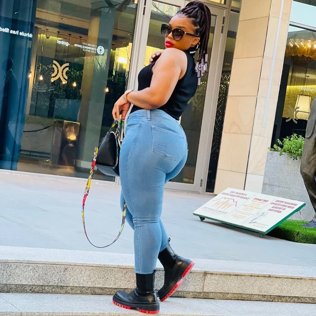 Pusey & Teat – Malawian escort in Beirut, Escort, Beirut
