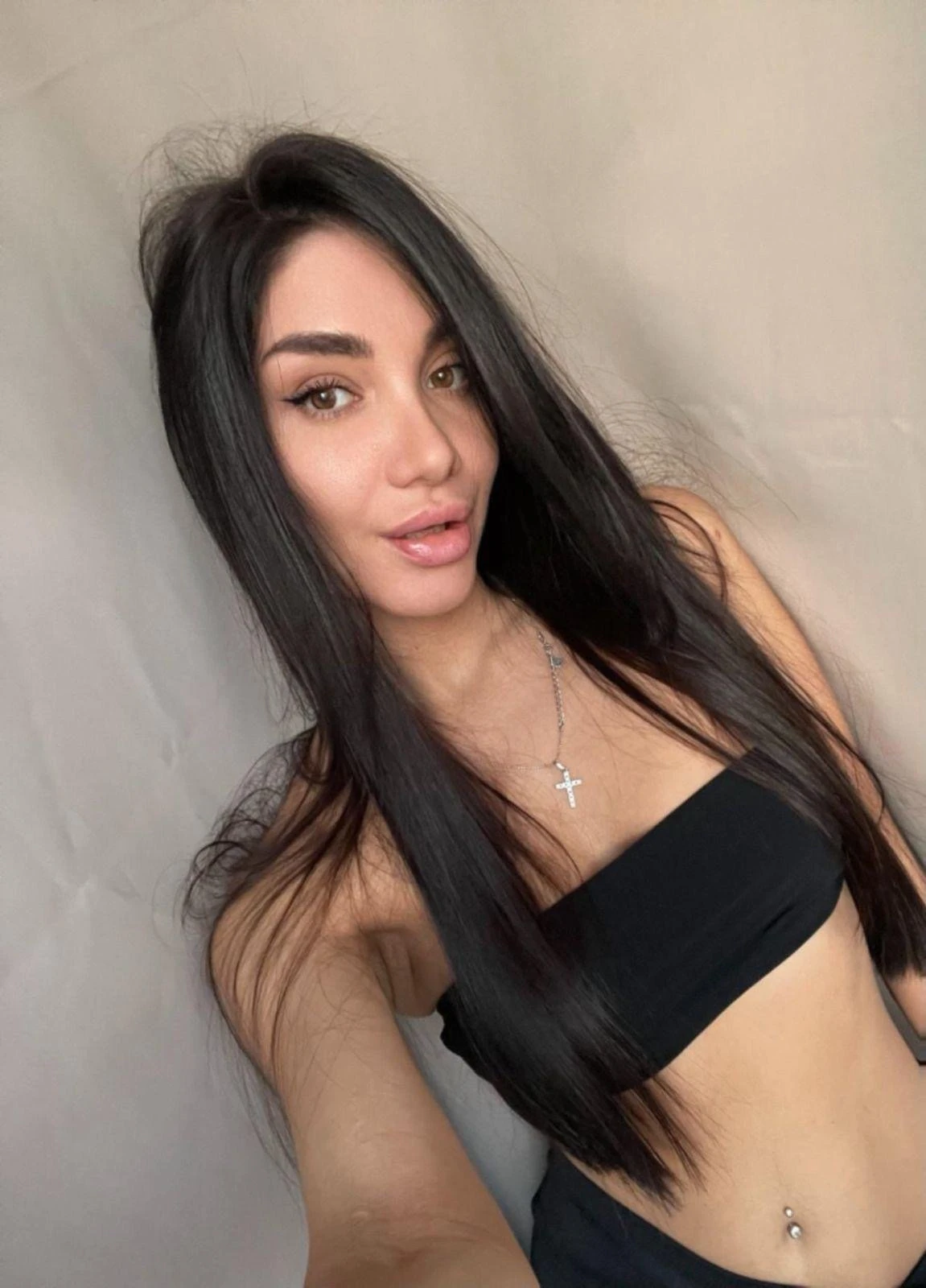Liana Hot 🩷 – Russian escort in Beirut — 14 / 16