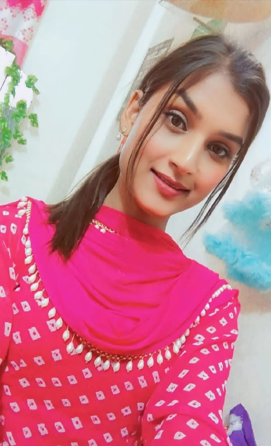 Sharlyn – Indian escort in New Delhi — 3 / 15