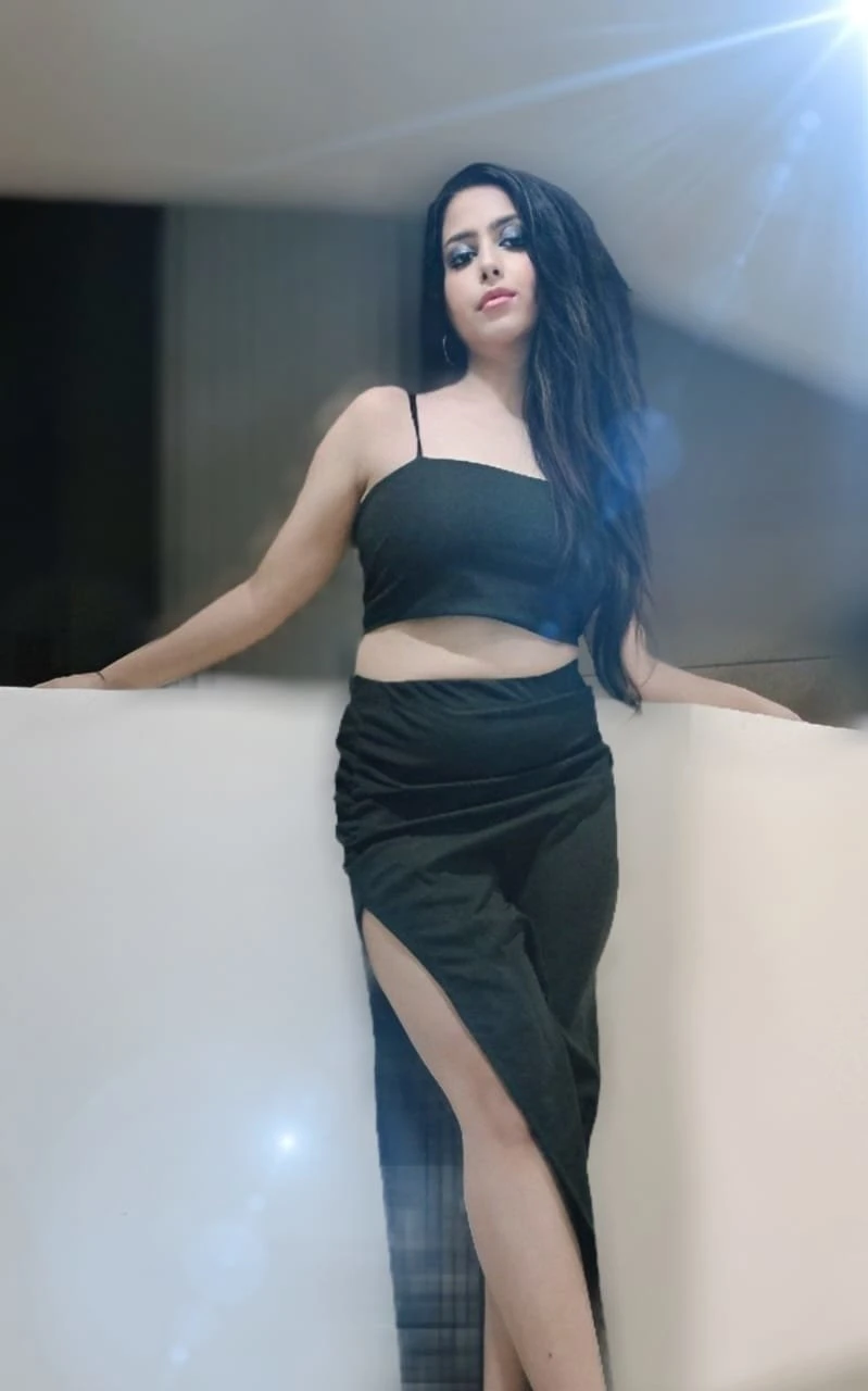Shivani – Indian escort in Mumbai — 4 / 6