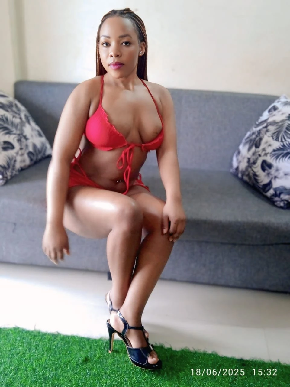 Anisha – Tanzanian escort in Pune — 6 / 9
