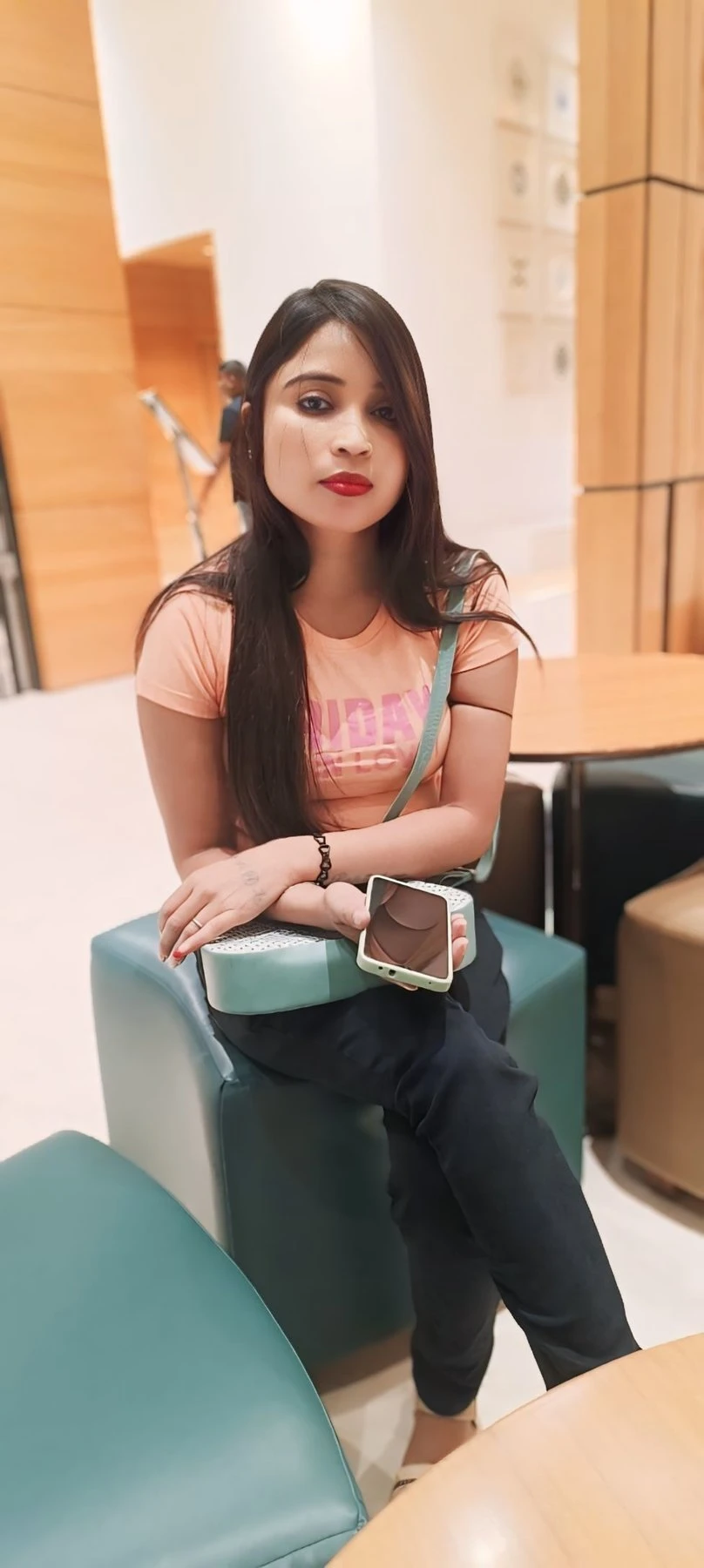 Shivani Escorts Cash Payment – Indian escort in Kolkata — 1 / 5