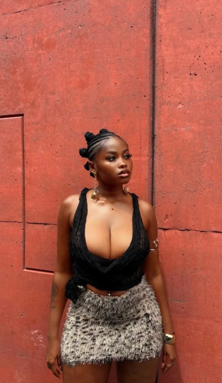 Nice – Burundian escort in Noida — 5 / 6