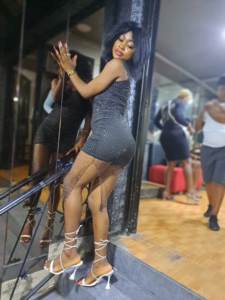 Cindy – Ghanaian escort in Beirut — 3 / 4