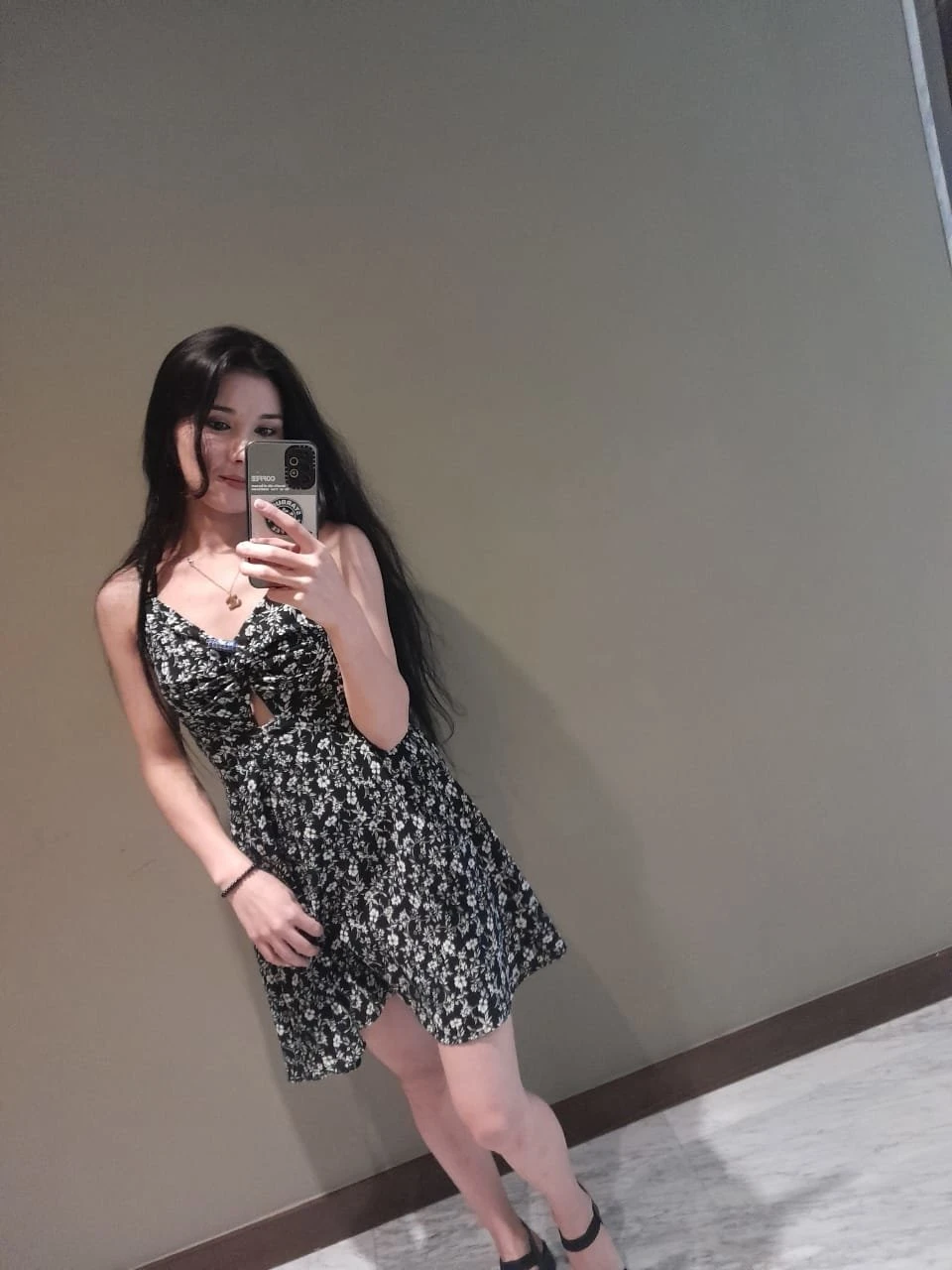 Kirty Escort Service in your bajat – Russian escort in Dehradun, Uttarakhand — 3 / 5