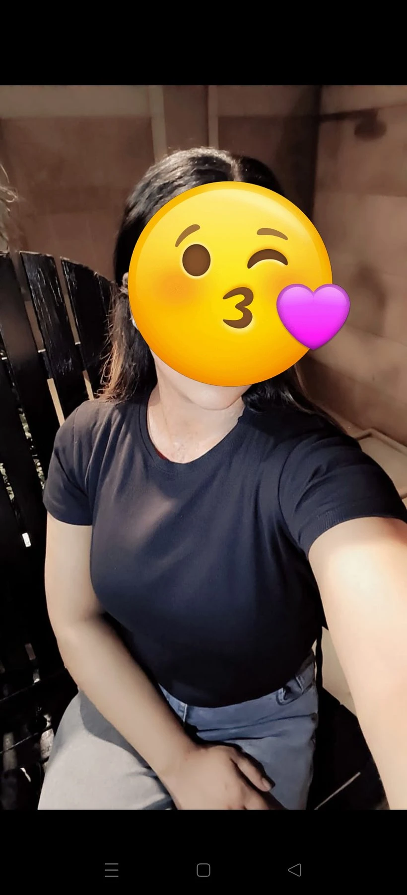 Saniya Khan – Indian escort in New Delhi — 2 / 5