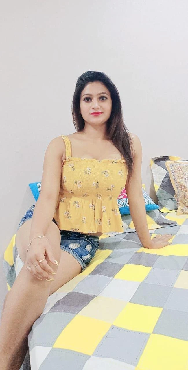 Urvashi escort service – Indian escort in Dehradun, Uttarakhand — 4 / 5