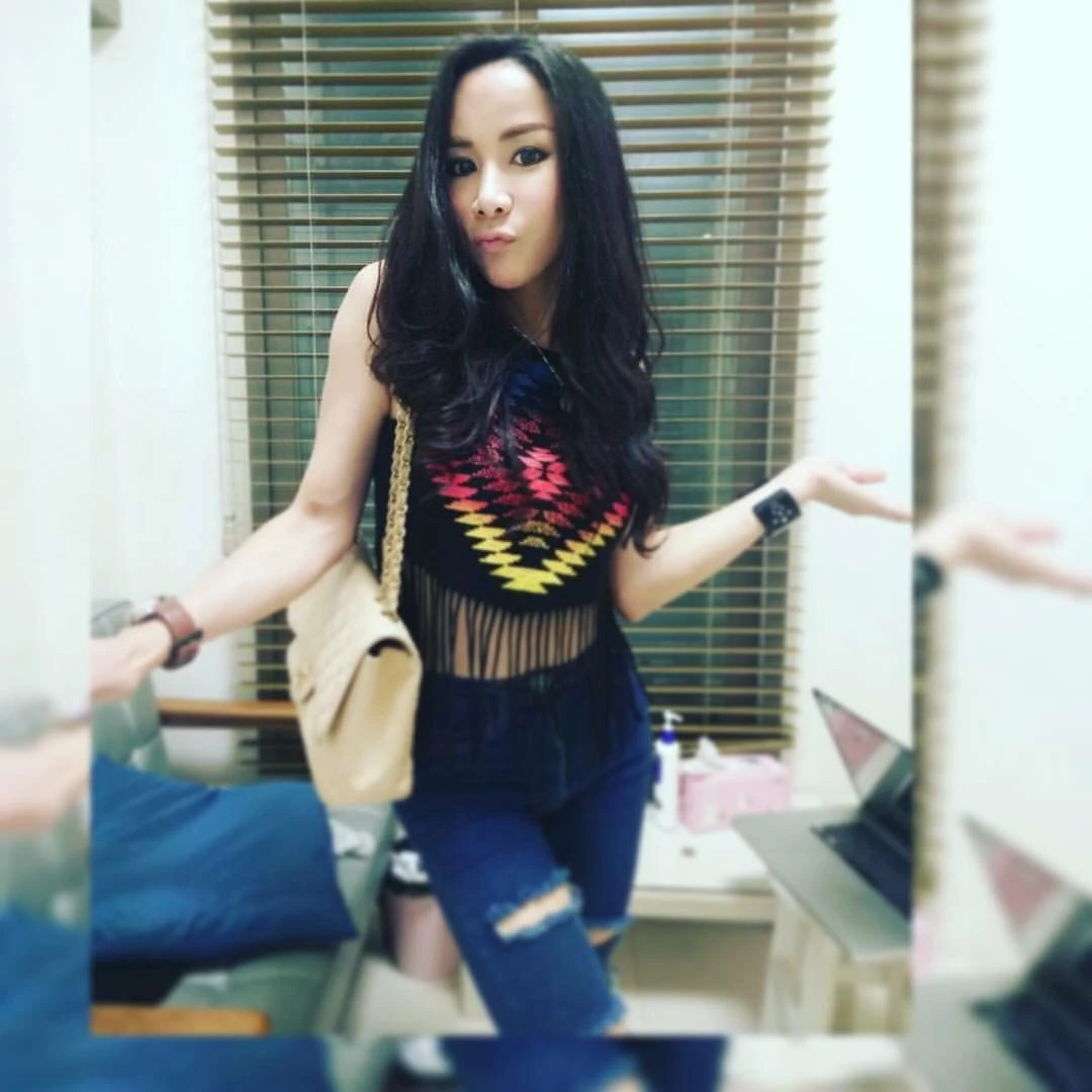 Miss Amy – escort in Seoul — 9 / 12