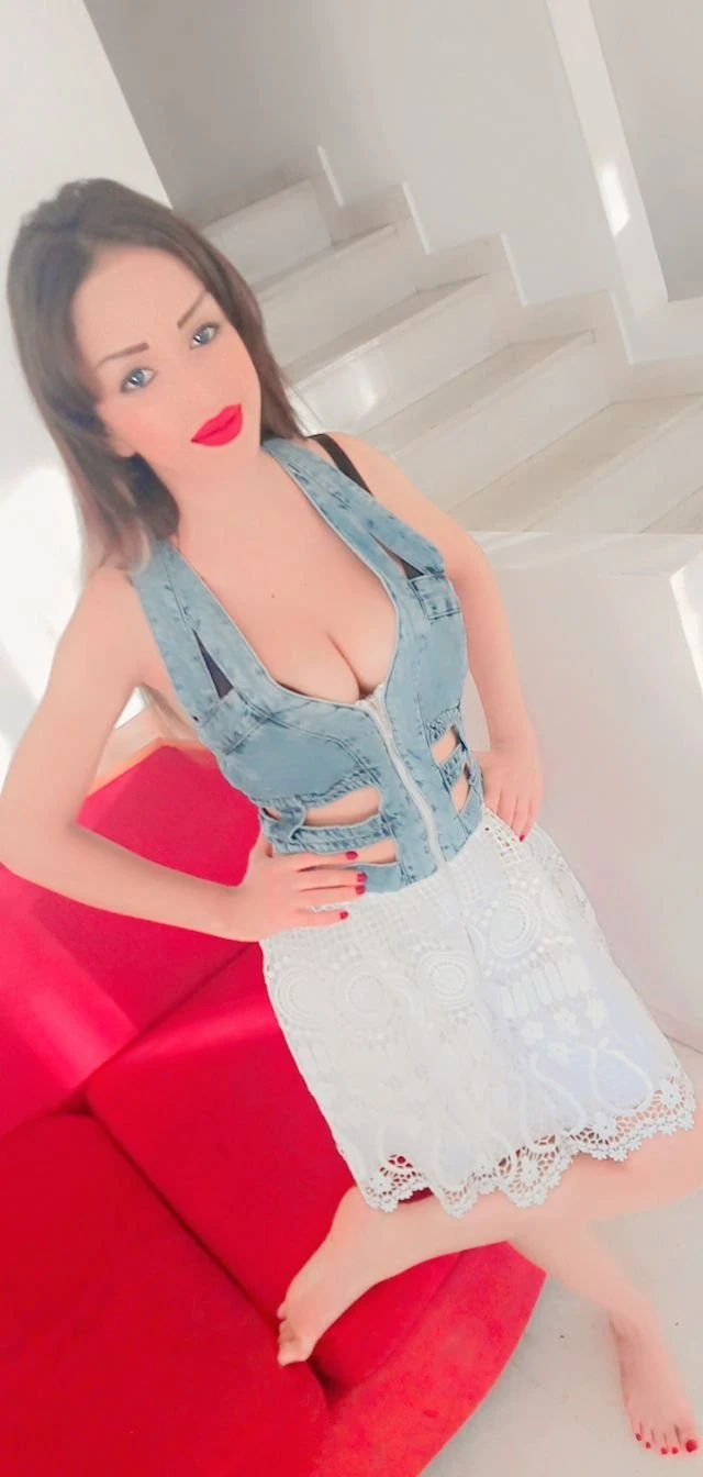Naya – Syrian escort in Beirut — 6 / 8