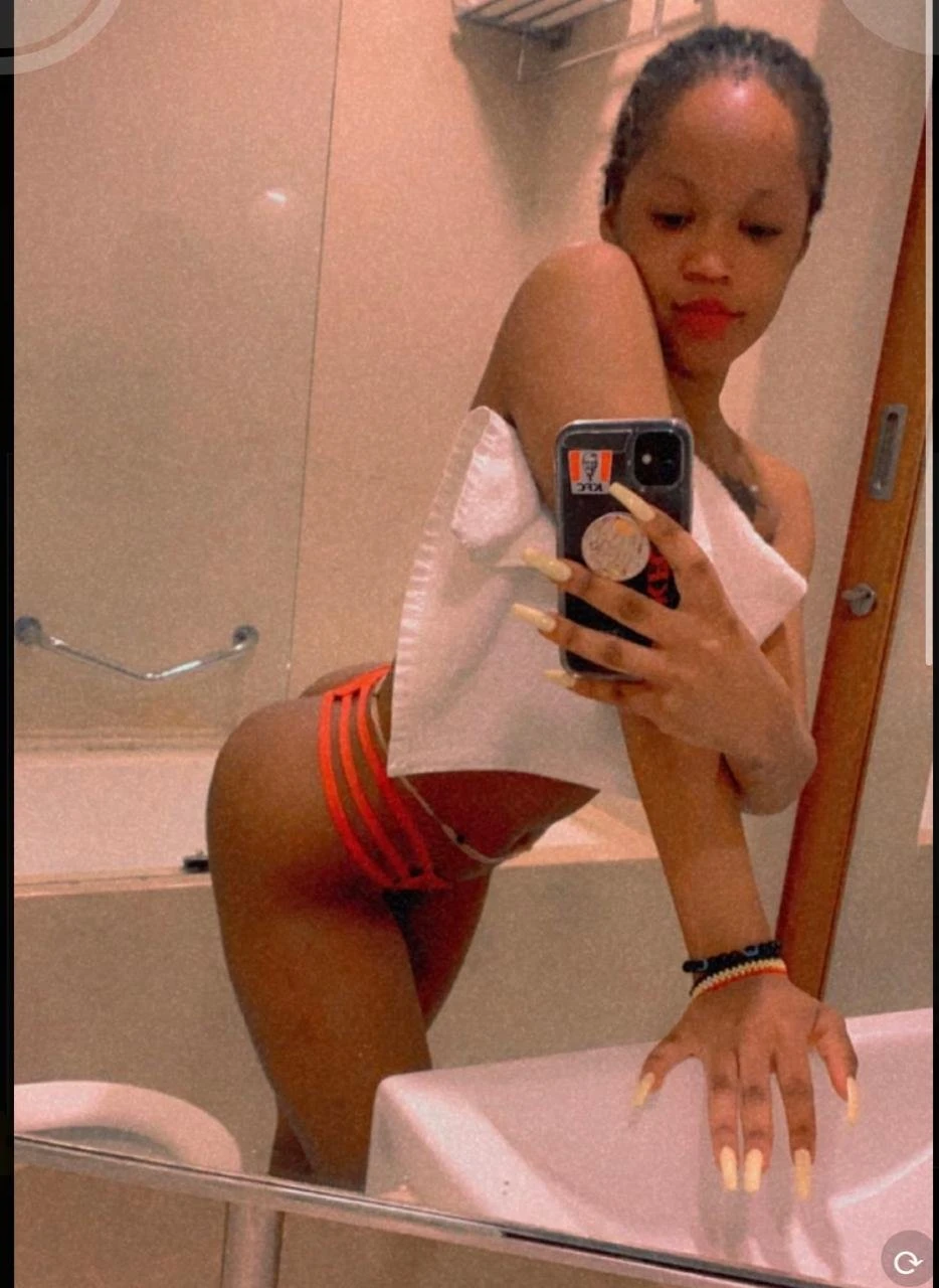 Pretty African Pavin +91//922680//1267 – escort in Pune — 20 / 31