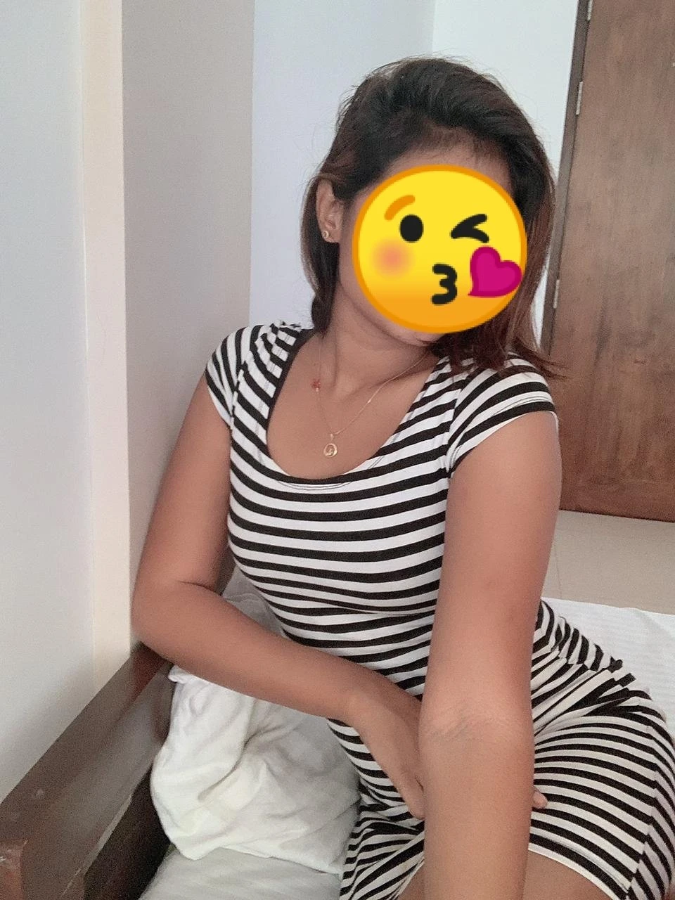 Shehani Nora – Sri Lankan escort in Colombo — 2 / 9