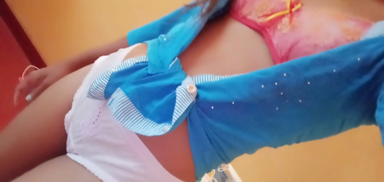 Gayni Cam – Sri Lankan escort in Colombo — 3 / 5
