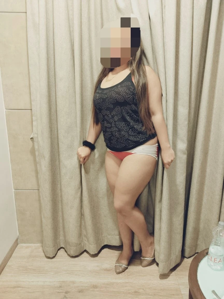 Liza – Indian escort in Mumbai — 3 / 10