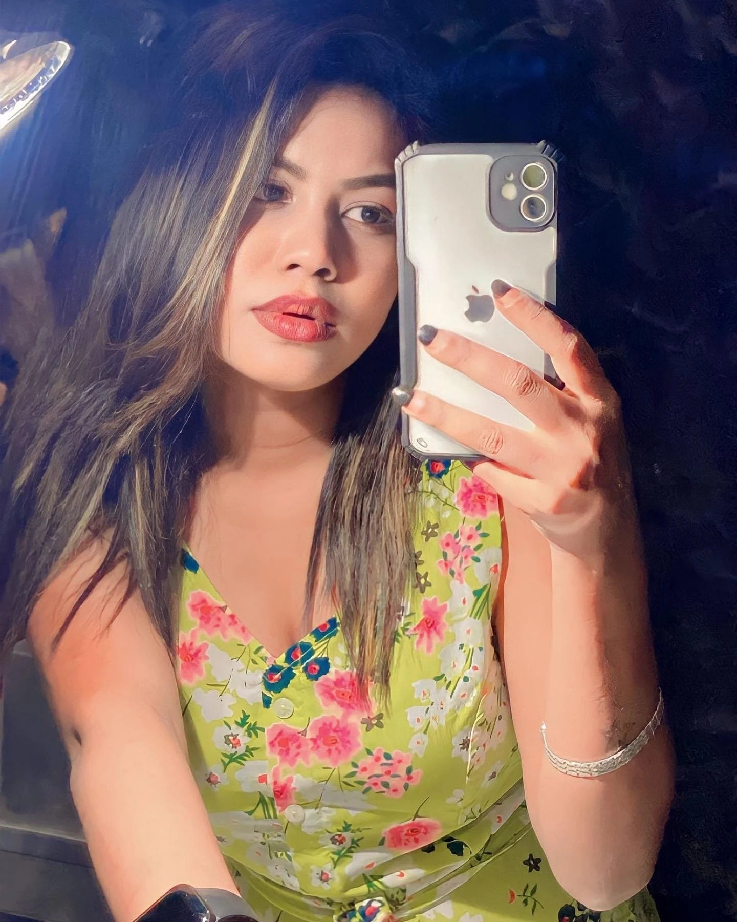 Experience Luxury With a High Class – escort in Chennai — 2 / 3