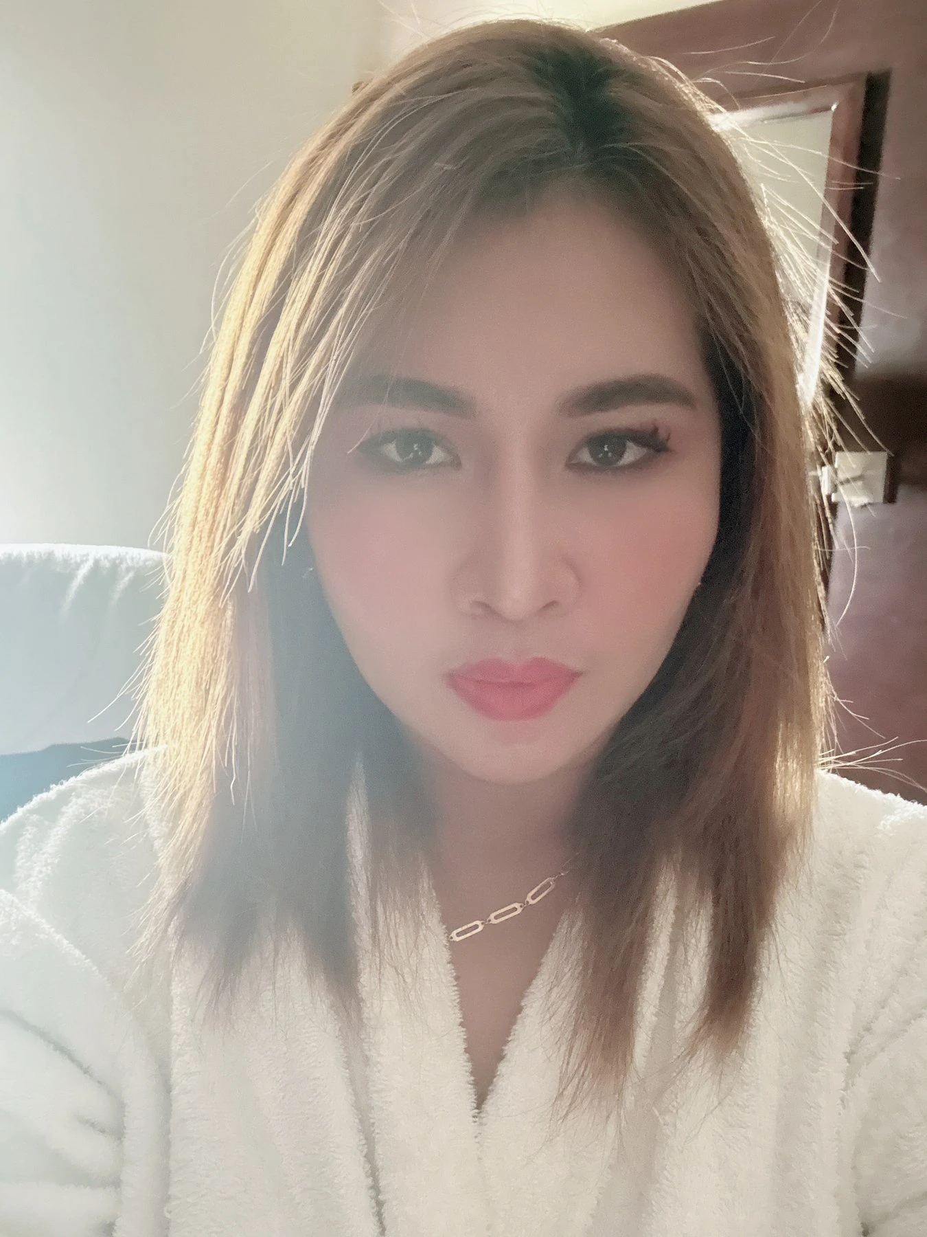 Foreign escort leaving soon – Japanese escort in Hyderabad — 10 / 25