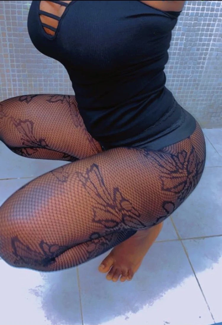 Arame – Senegalese escort in Dakar — 3 / 4