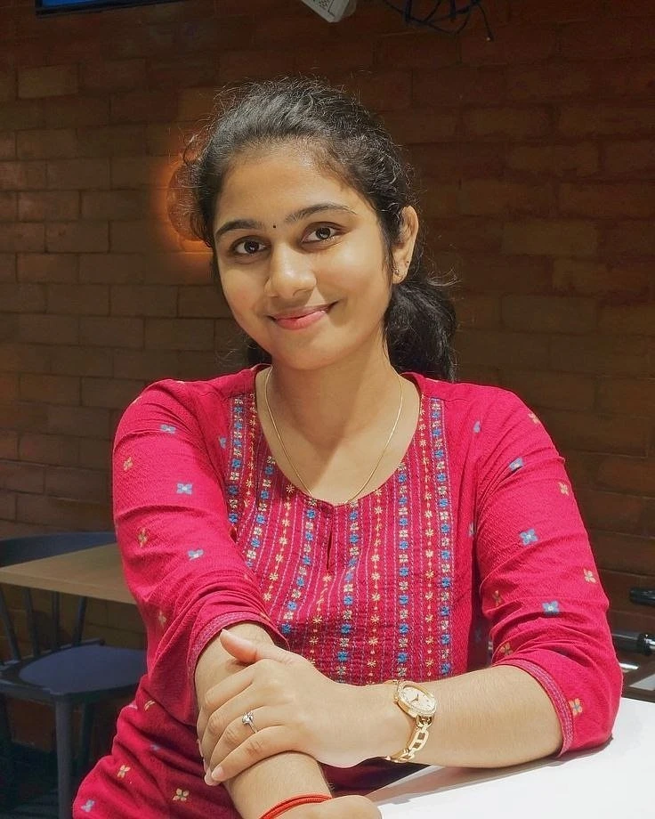 Trisha Available Now – Indian escort in Kochi — 3 / 4