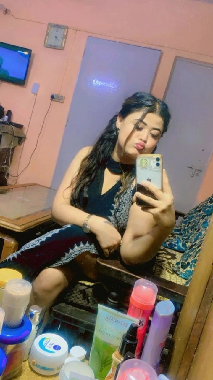ALIYA – Iraqi escort in Gurgaon — 5 / 7