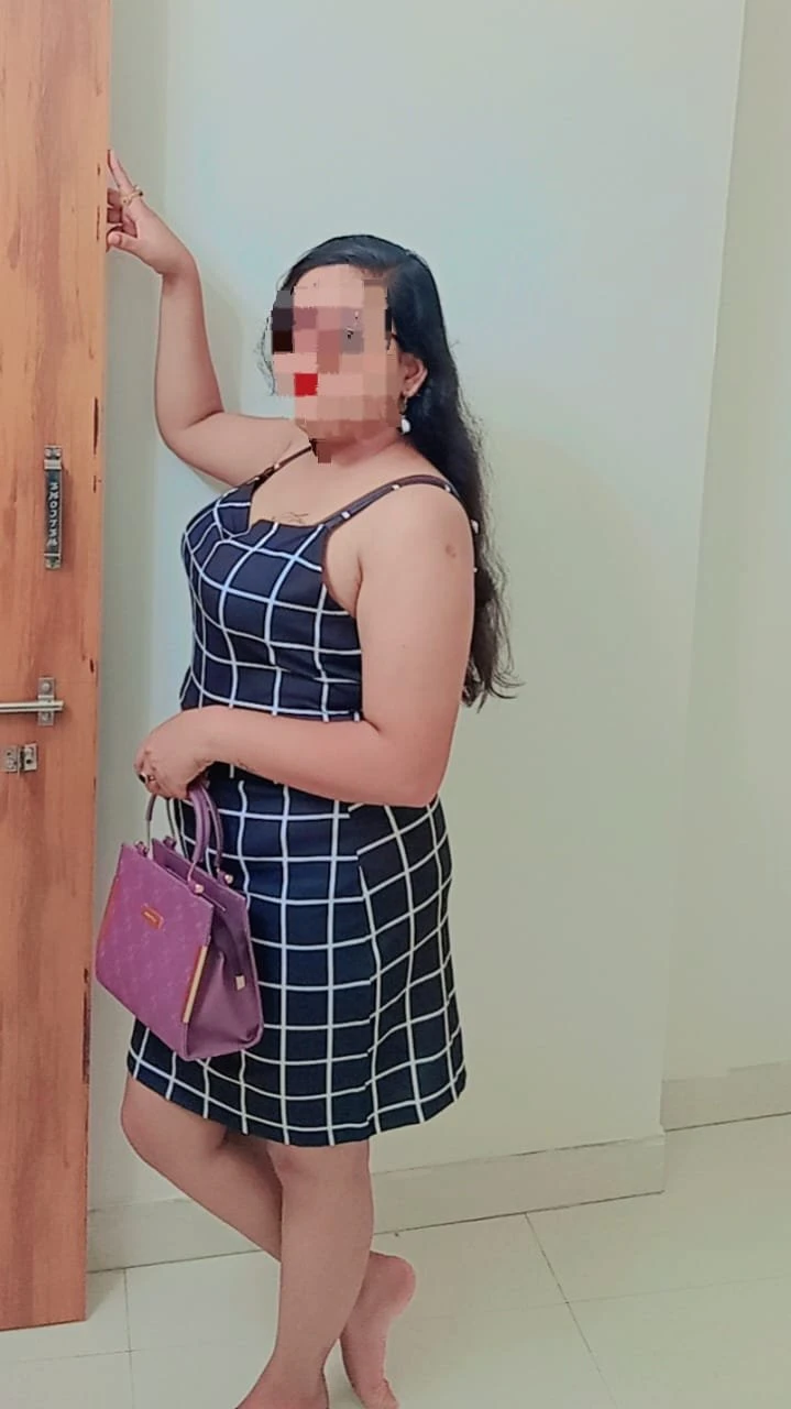 Ria Independent Services – Indian escort in Kolkata — 15 / 19